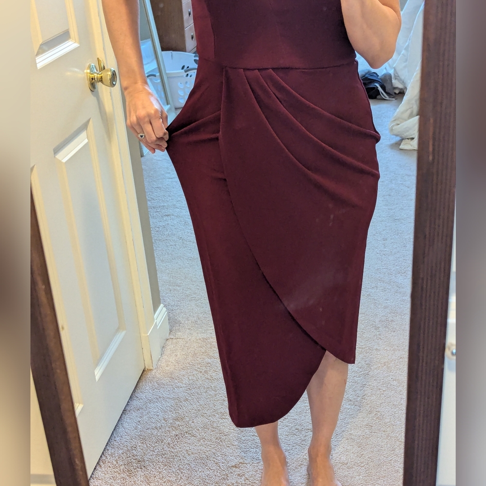 Lulus So Flirty Burgundy One-Shoulder Cutout Asymmetrical Formal Prom Dress, M - Picture 14 of 14